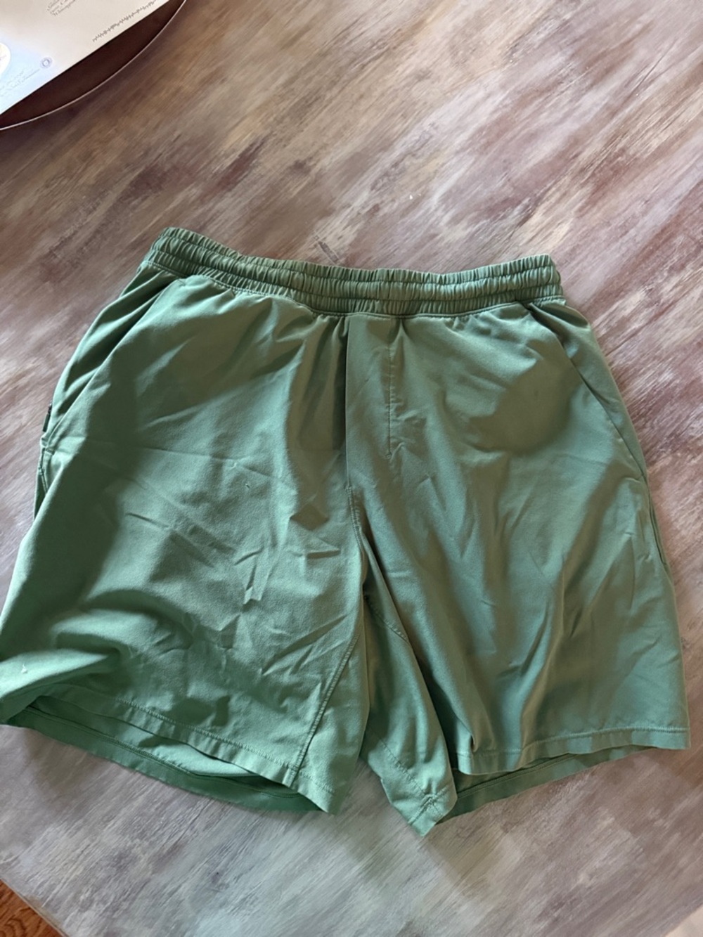Green size M Lululemon men’s shorts
